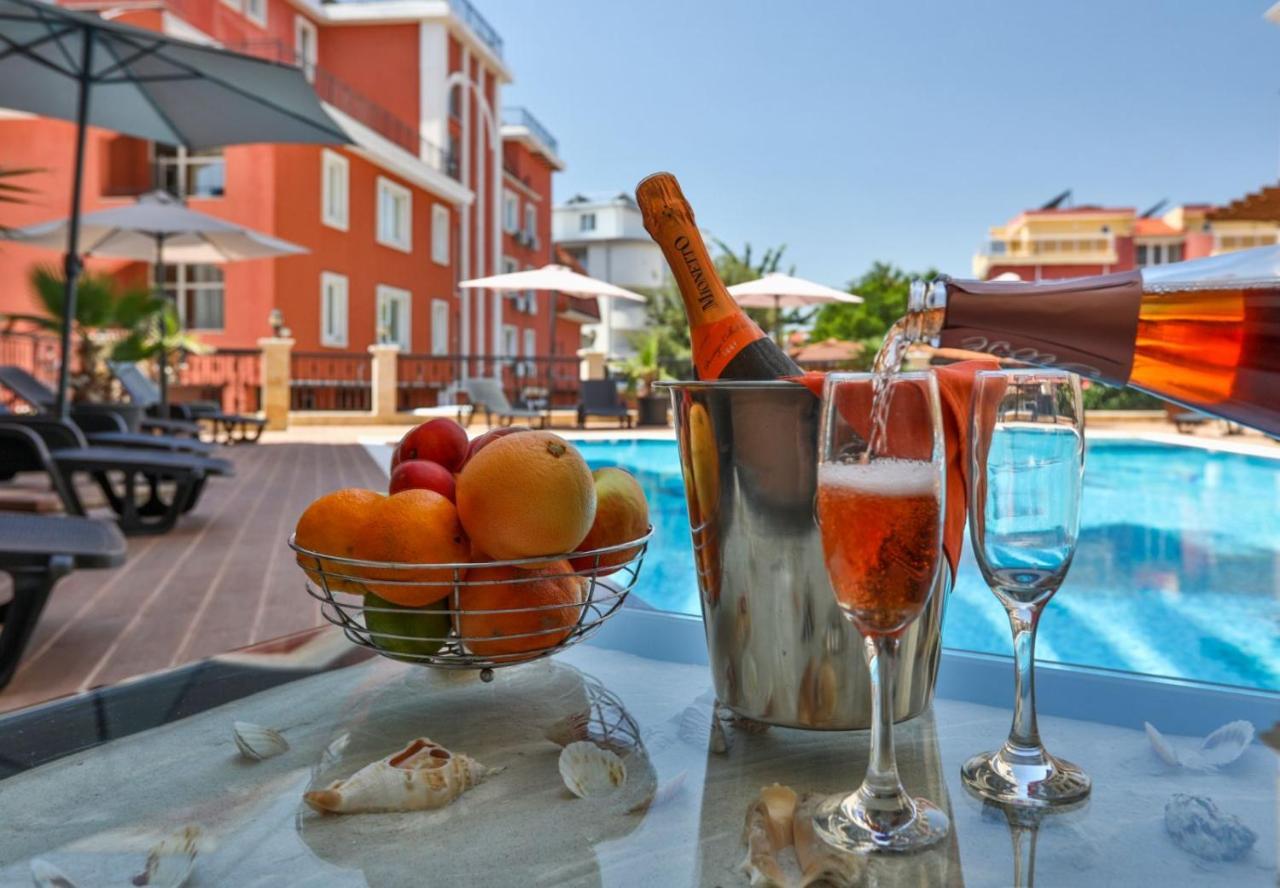 Aparthotel Vip Club Dolphin Coast Slantschew brjag Exterior foto